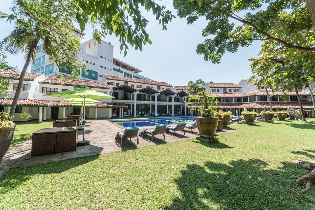 Palms Hotel Mount Lavinia マウントラビニア エクステリア 写真